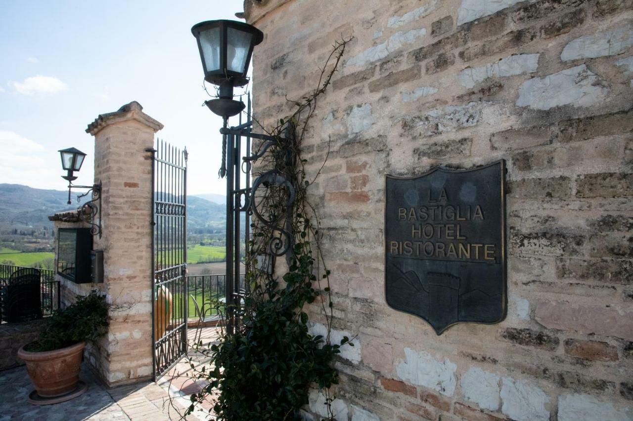 La Bastiglia Hotel Spello Exterior photo